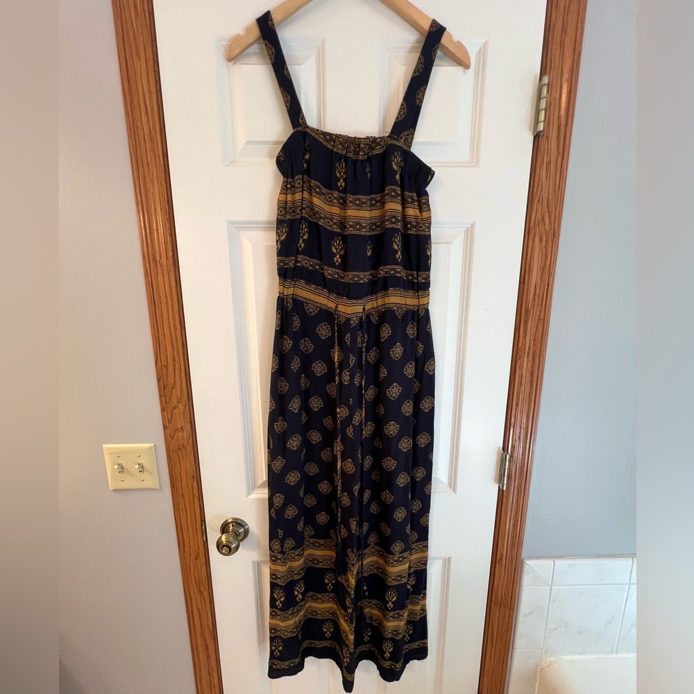Wide leg Evereve jumpsuit